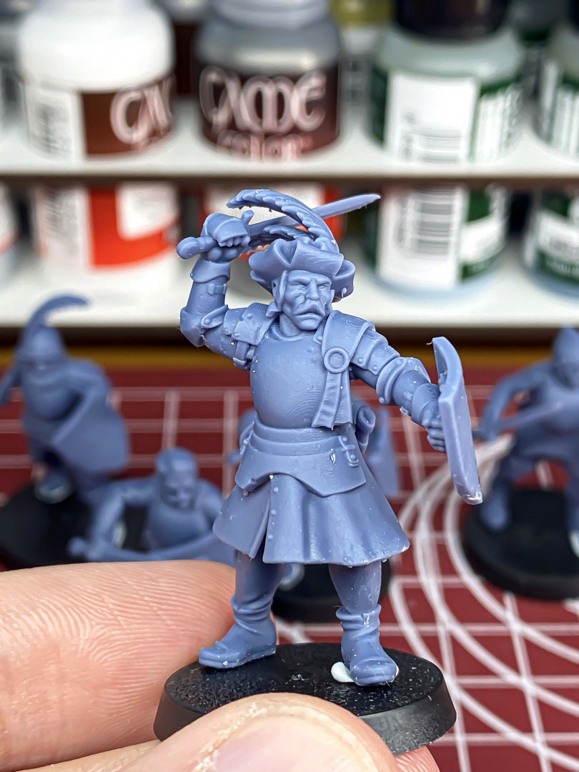 Fantasy Wargaming Highland Miniatures Sunland Swordsmen (10 Models) Various Scales