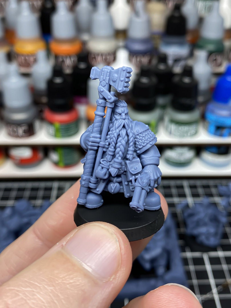 30mm Highland Miniatures Dwarf Engineers x2 suitable for WFB