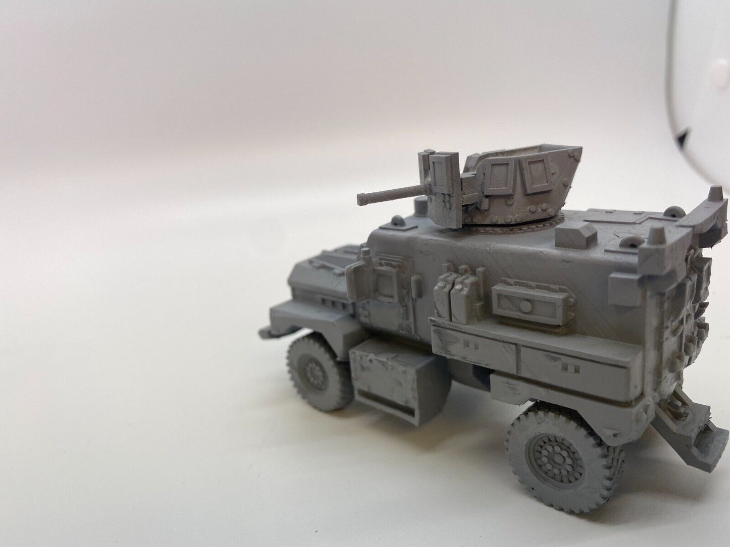 Bolt Action 28mm Chain of Command 1:56 US MRAP COUGAR 4x4 Vehicle Resin