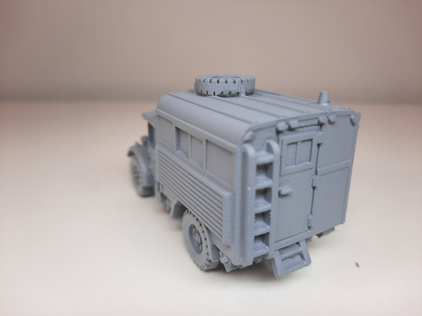 WWII British Fordson WOT2 Radio Truck Various Scales Historical Wargaming