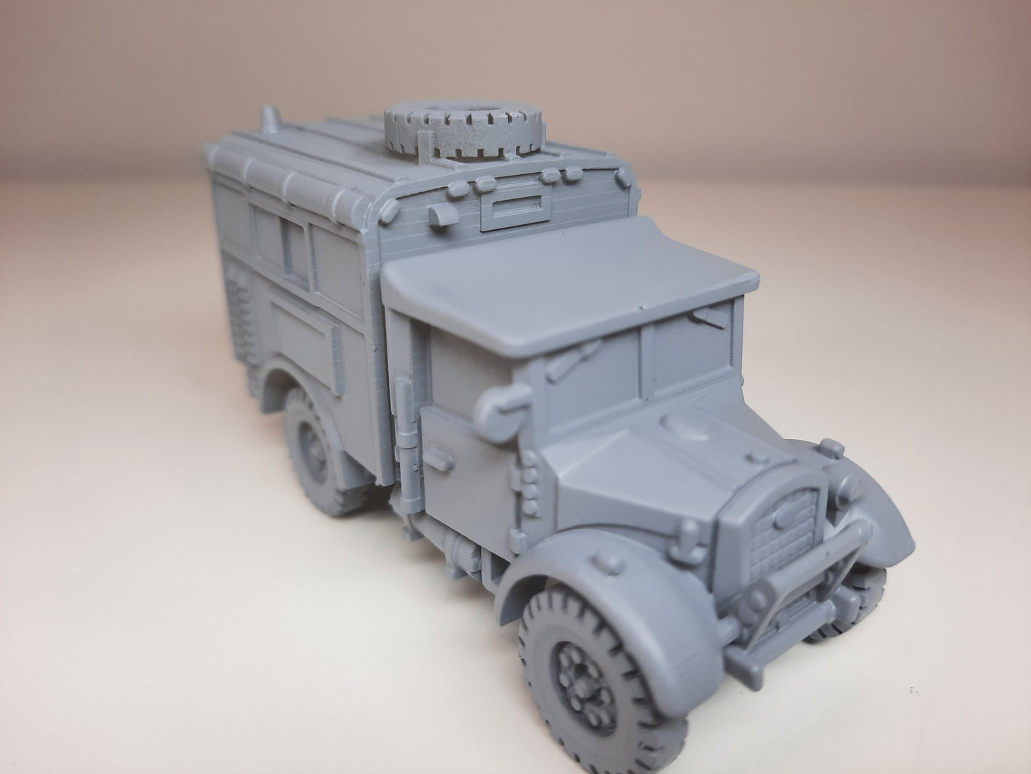 WWII British Fordson WOT2 Radio Truck Various Scales Historical Wargaming