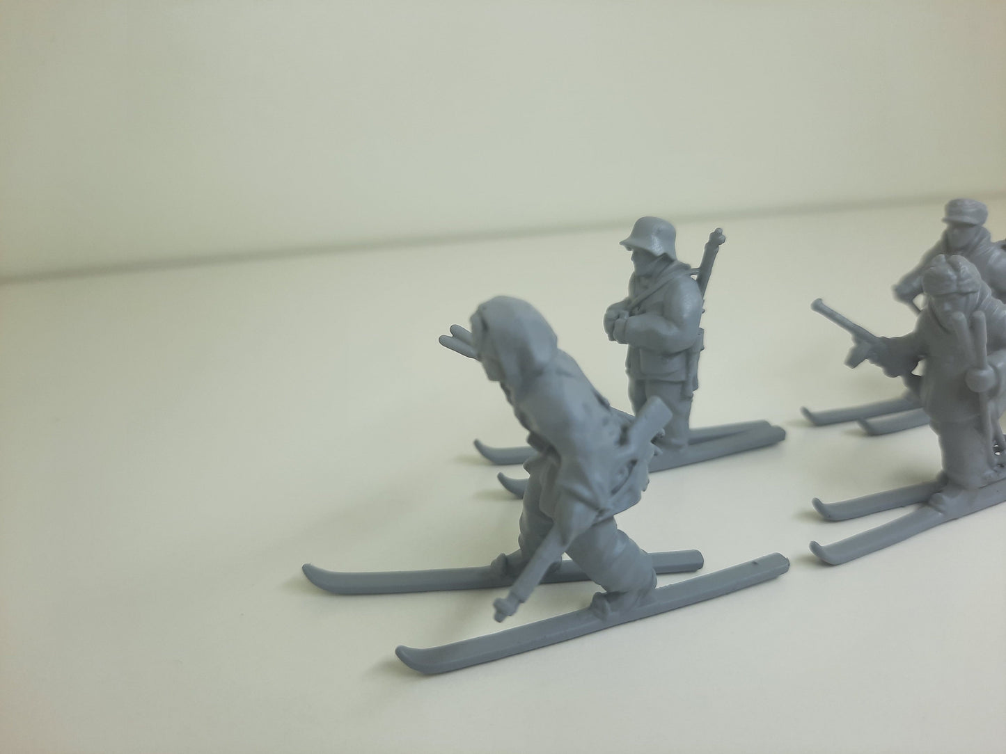 WWII Finnish Skiers Squad (5 models) Various Scales Historical Wargaming