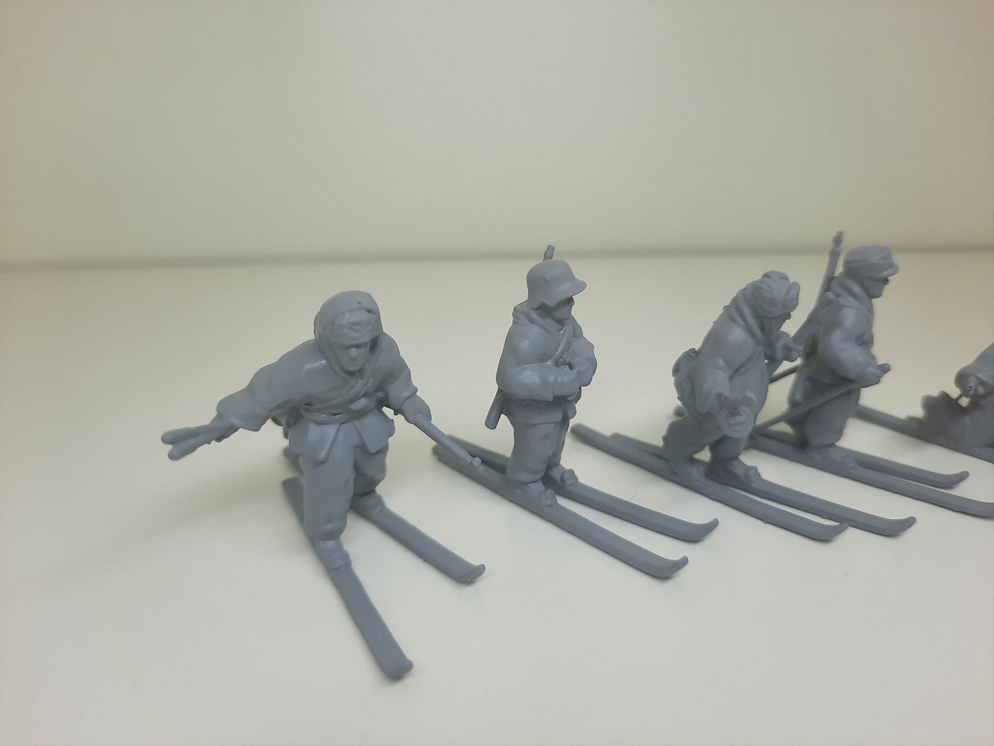 WWII Finnish Skiers Squad (5 models) Various Scales Historical Wargaming