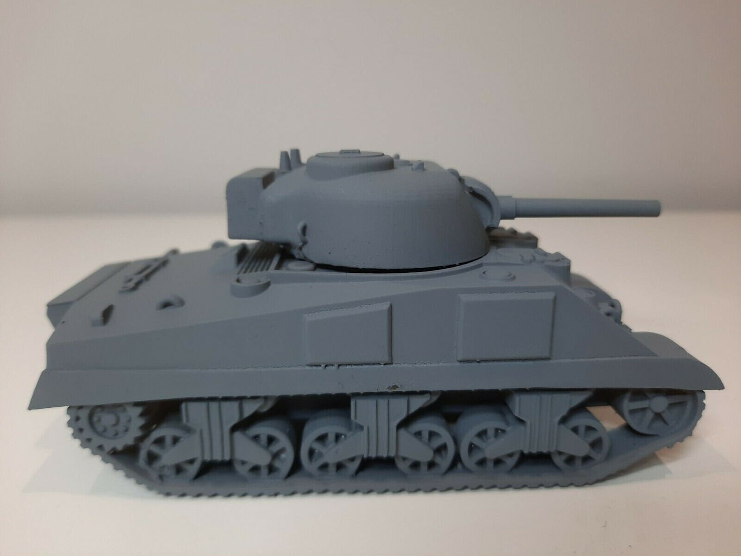 WWII US British M4A4 Sherman V Tank Various Scales Historical Wargaming