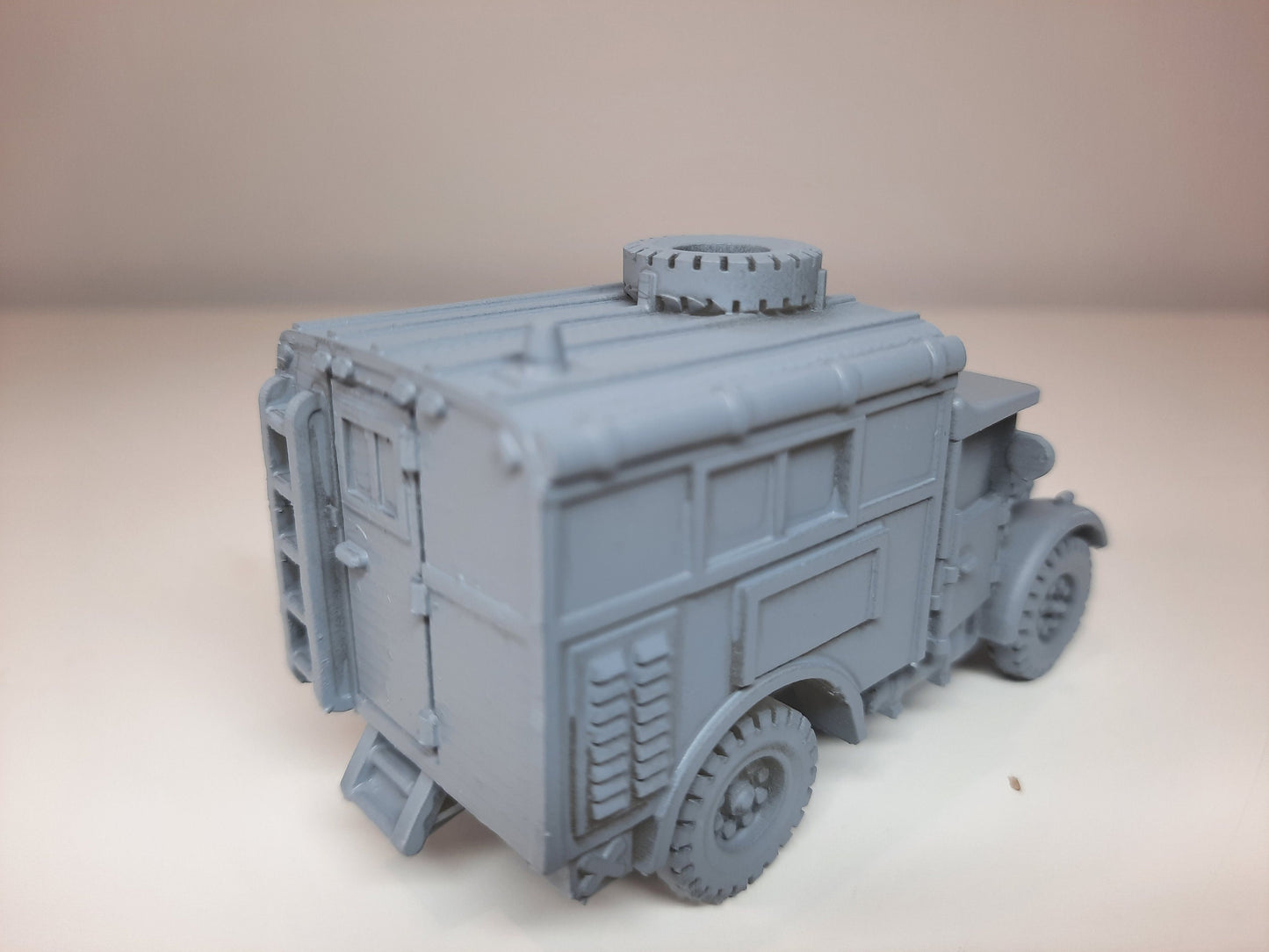 WWII British Fordson WOT2 Radio Truck Various Scales Historical Wargaming