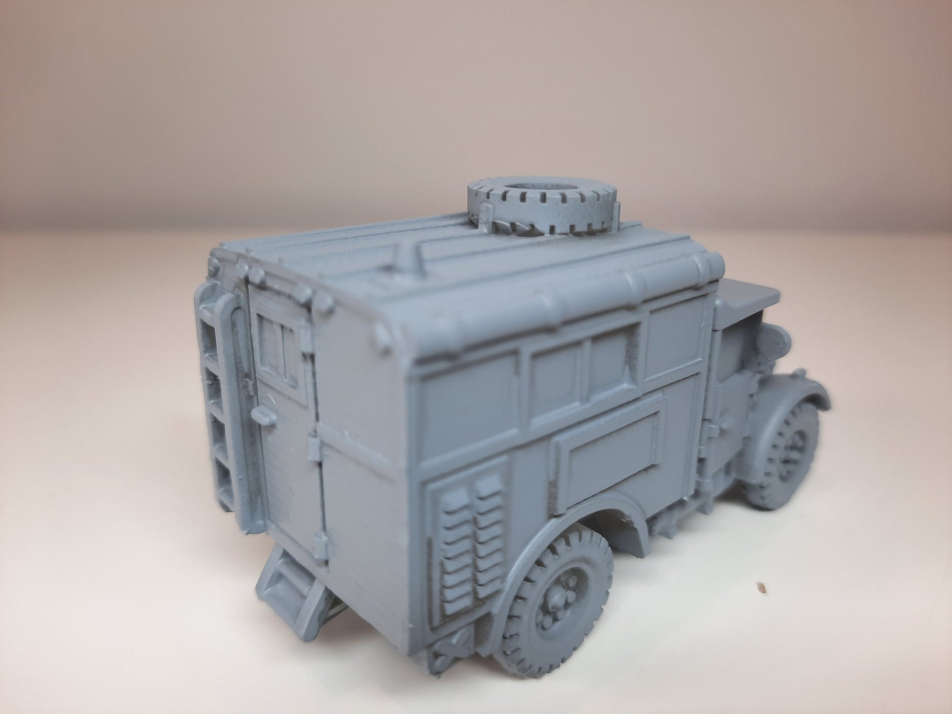 WWII British Fordson WOT2 Radio Truck Various Scales Historical Wargaming