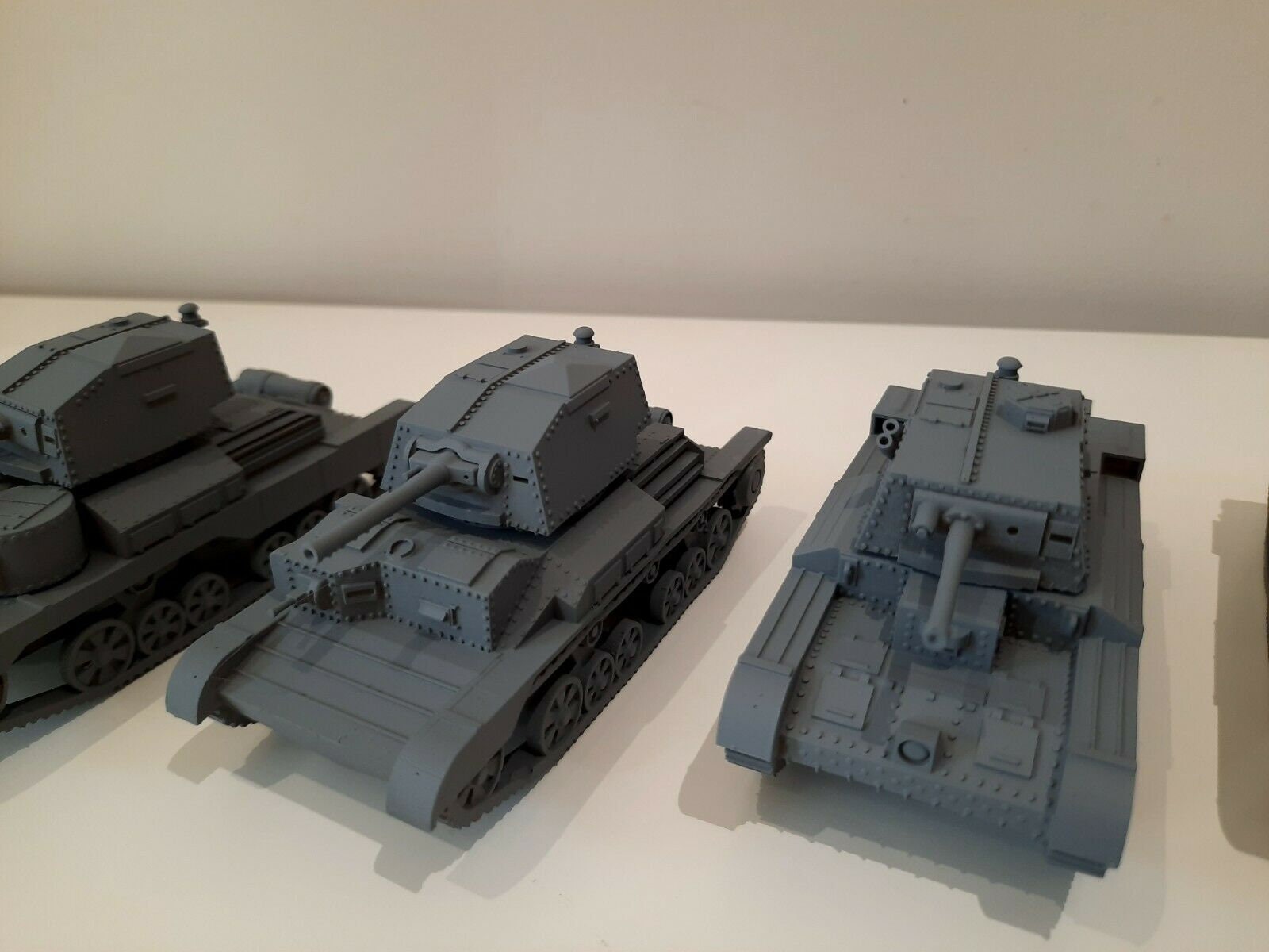 WWII British Cruiser 4 Tanks Mk I to Mk IV Set (4 Tanks) Various Scales Historical Wargaming