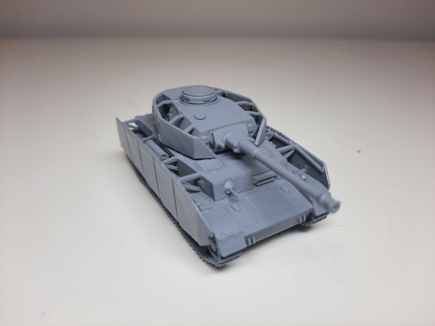 WWII German Panzer IV Ausf H Schurzen Tank Various Scales Historical Wargaming