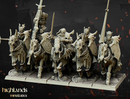 28mm Highland Miniatures Transislvanya Vampire Knights Unit  Fantasy