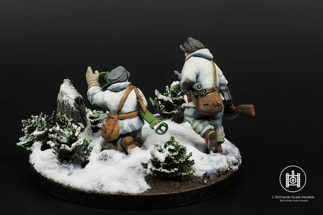 WWII Finnish Panzerschreck Team (2 models) Various Scales Historical Wargaming