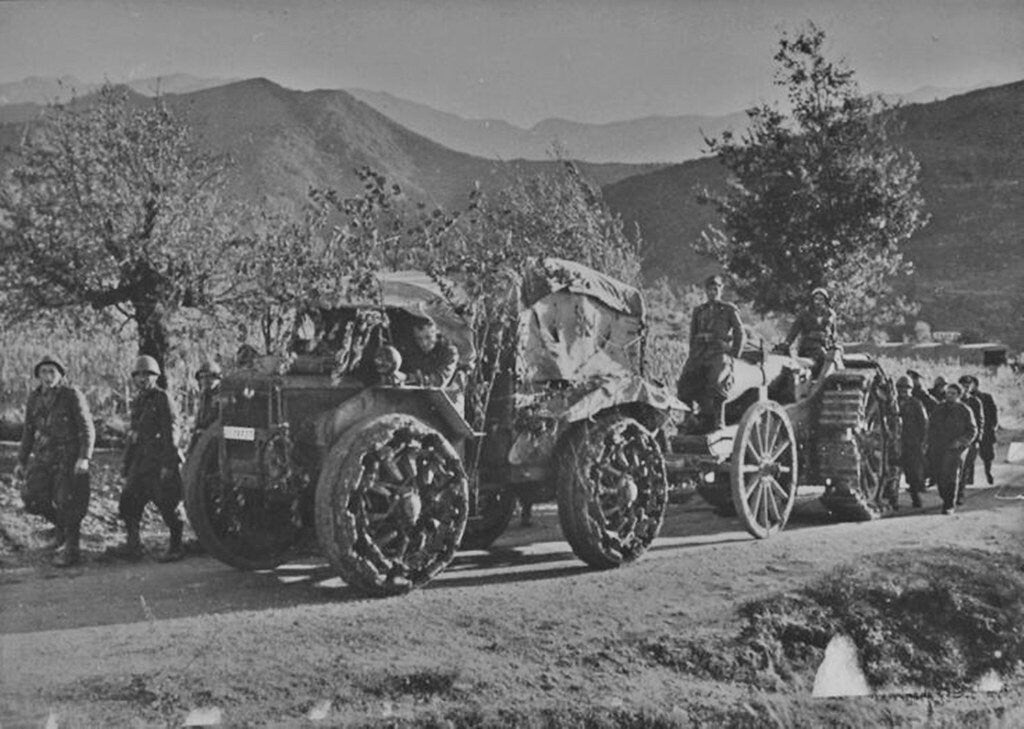 WWII Italian Pavesi P4 Artillery Tractor Various Scales Historical Wargaming (1 model)