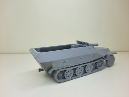 WWII German Sd.Kfz 251/9 Stummel Halftrack Various Scales Historical Wargaming (US tariffs are pre-paid by us)