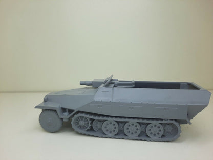 WWII German Sd.Kfz 251/9 Stummel Halftrack Various Scales Historical Wargaming