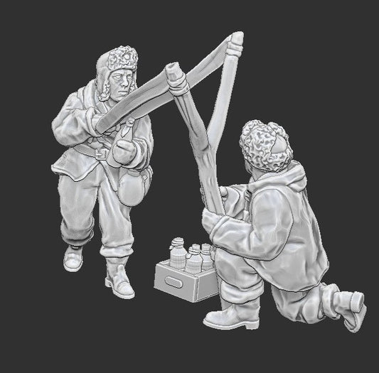 WWII Finnish Kinetic Thrower Team (2 models) Various Scales Historical Wargaming