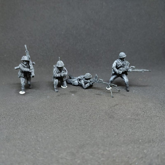 WWII Japanese LMG Team (4 models) Various Scales Historical Wargaming