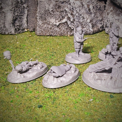 WWII German Fallschirmjager Sniper, MMG and HQ Set (10 models) Various Scales Historical Wargaming