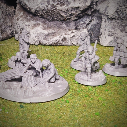 WWII German Fallschirmjager Sniper, MMG and HQ Set (10 models) Various Scales Historical Wargaming