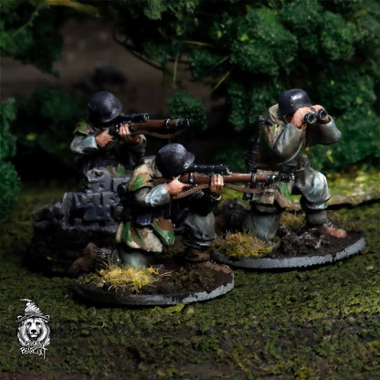 WWII German Sniper Team with Scenic Bases (3 models) Various Scales Historical Wargaming