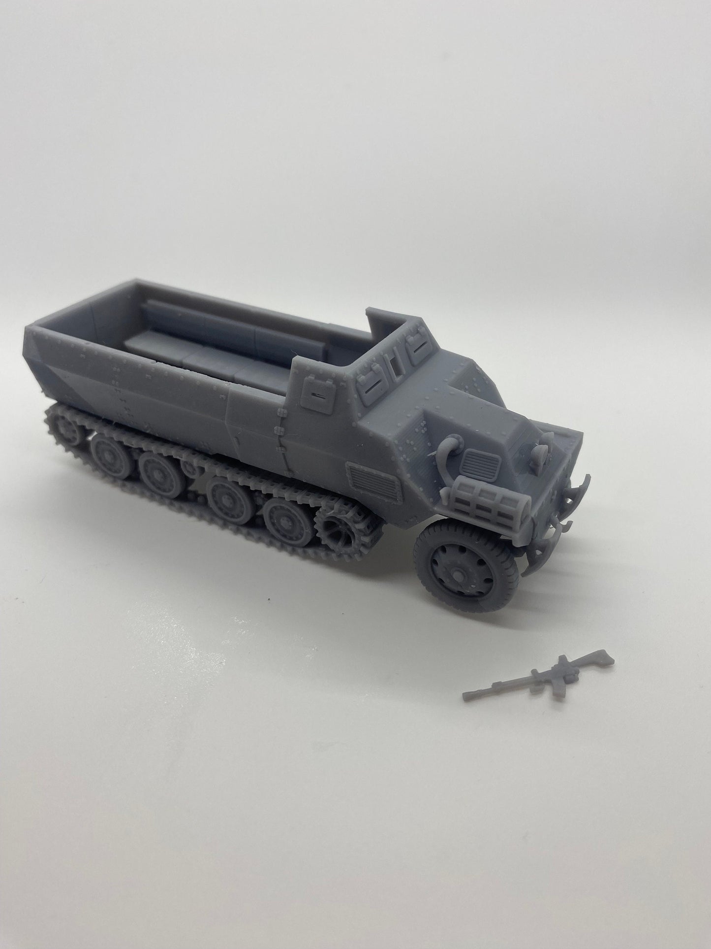 WWII Japanese Type 1 Ho Ha Halftrack Personnel Carrier with Type 92 MMG Various Scales Historical Wargaming