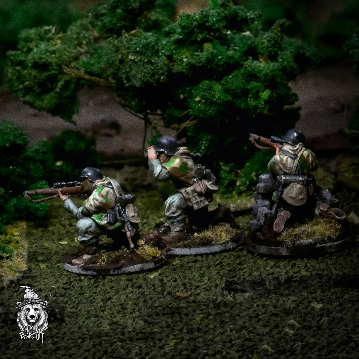 WWII German Sniper Team with Scenic Bases (3 models) Various Scales Historical Wargaming (US tariffs are pre-paid by us)