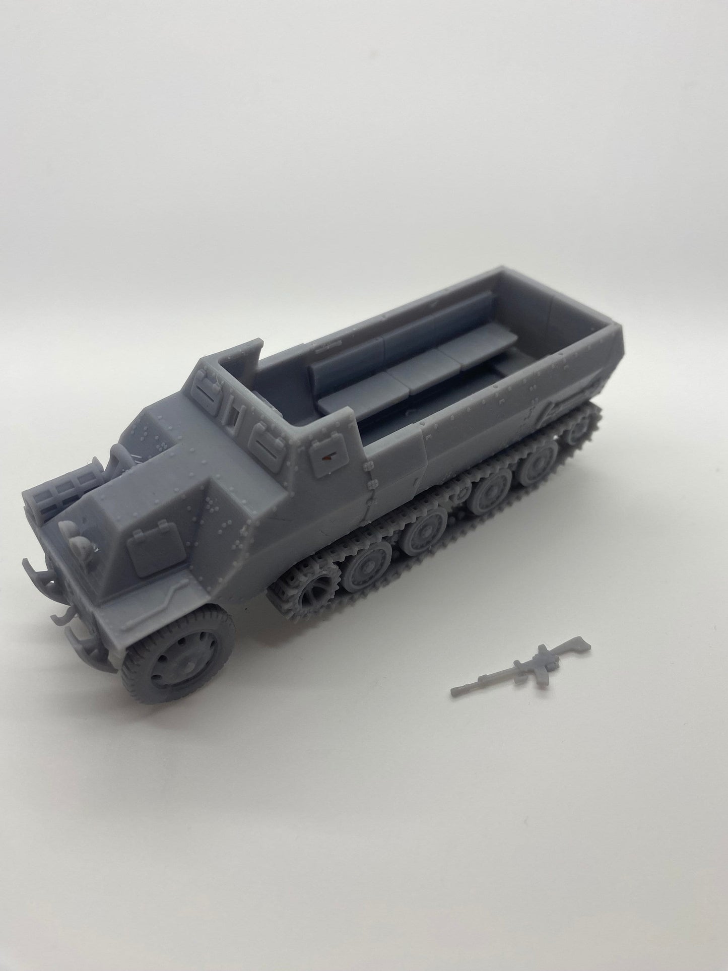 WWII Japanese Type 1 Ho Ha Halftrack Personnel Carrier with Type 92 MMG Various Scales Historical Wargaming
