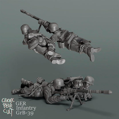 WWII German Assault Pioneers, GrB-39 Team (2 models) Various Scales Historical Wargaming (US tariffs are pre-paid by us)