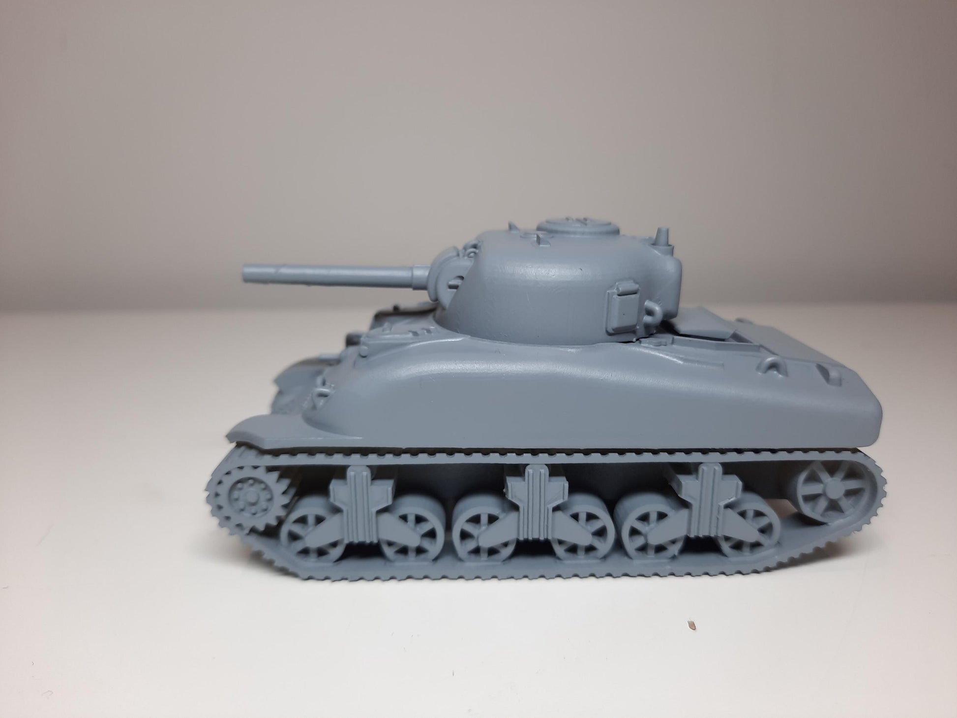 WWII US M4A1 Sherman Tank Various Scales Historical Wargaming (US tariffs are pre-paid by us)