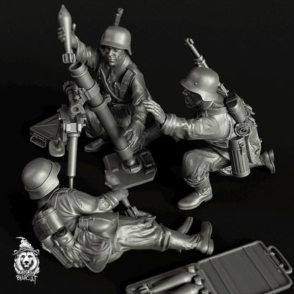 WWII German 8cm GrW 34 Mortar Team with Spotter (4 models) Various Scales Historical Wargaming