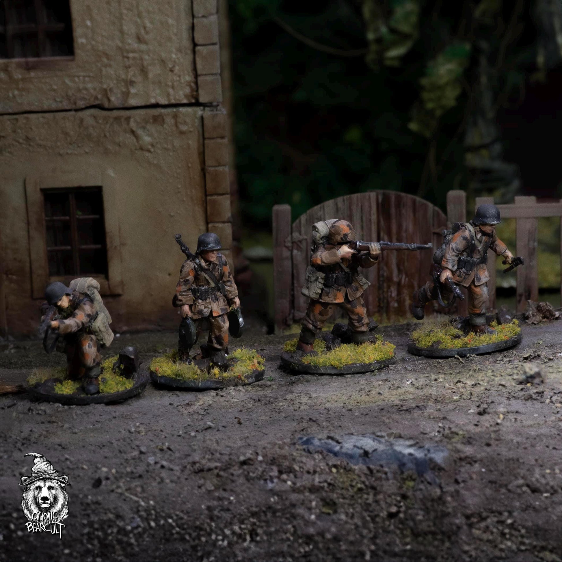 WWII German Assault Pioneer (4 models) Various Scales Historical Wargaming (US tariffs are pre-paid by us)
