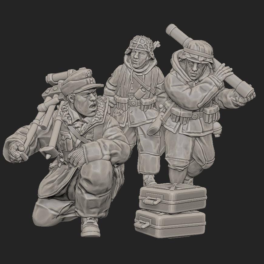 WWII German Mortar Team during Redeployment (3 models) Various Scales Historical Wargaming