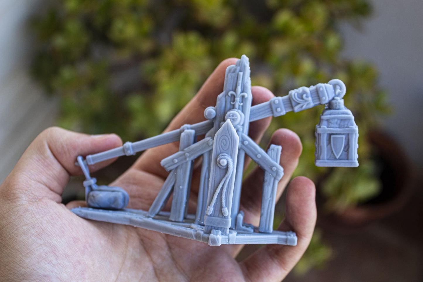 Trebuchet with Crew Highland Miniatures Various Scales (US tariffs are pre-paid by us)