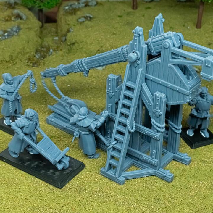 Gallia Trebuchet with Crew Highland Miniatures Various Scales (US tariffs are pre-paid by us)