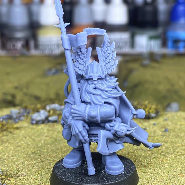 Dwarf Mountain Lord Highland Miniatures Hero Various Scales (US tariffs are pre-paid by us)