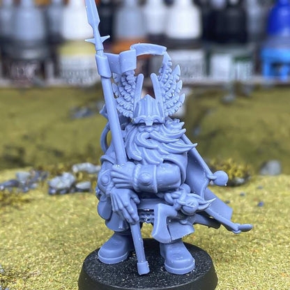 Dwarf Mountain Lord Highland Miniatures Hero Various Scales (US tariffs are pre-paid by us)