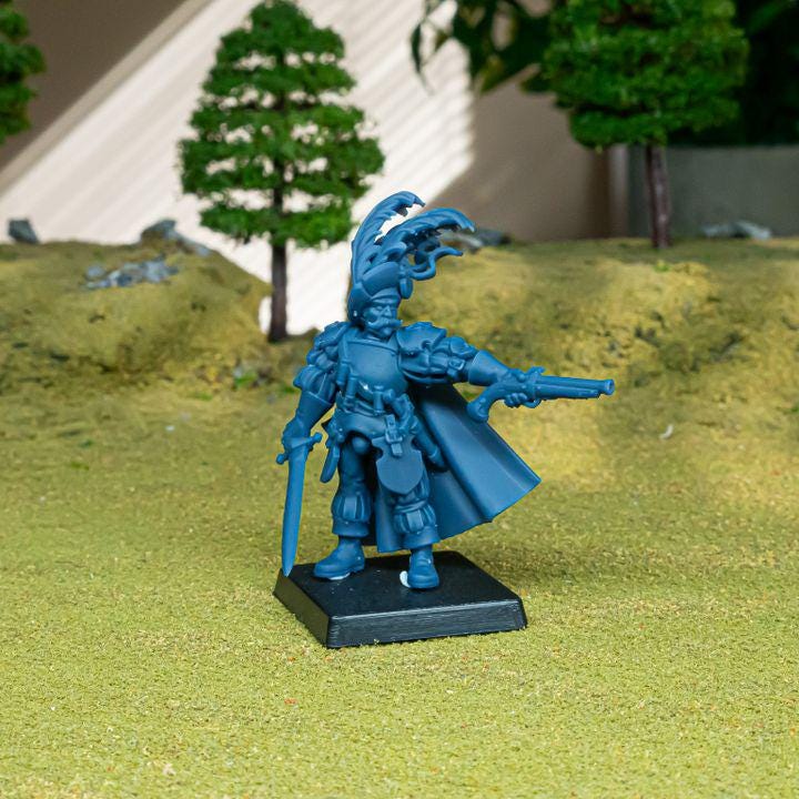 Sunland Captain 3 Variants on Foot Highland Miniatures Hero Various Scales (US tariffs are pre-paid by us)