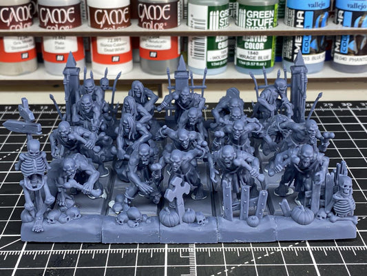 Ghouls Unit 10 models Highland Miniatures Transilvanya Undead Various Scales (US tariffs are pre-paid by us)