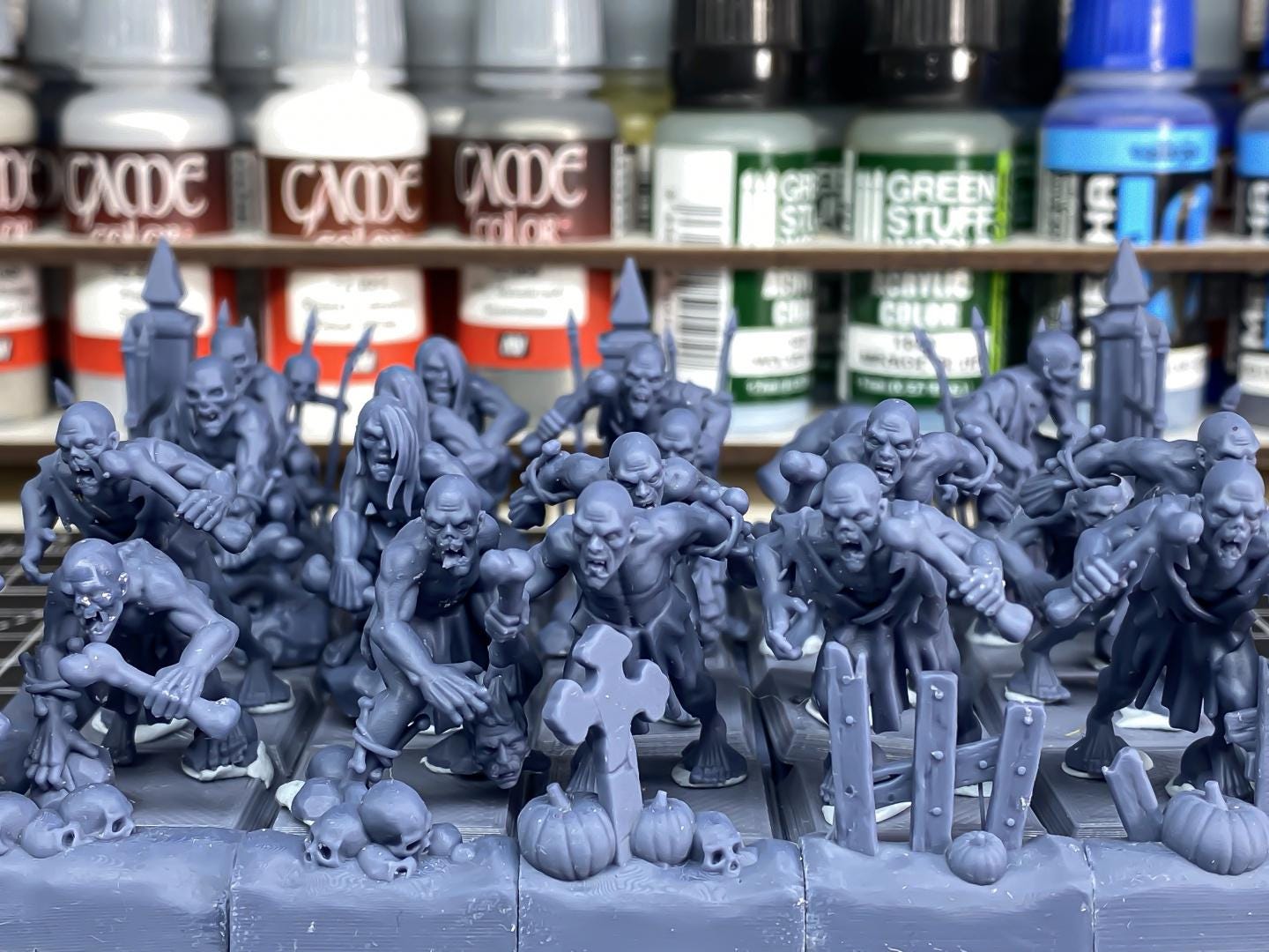 Ghouls Unit 10 models Highland Miniatures Transilvanya Undead Various Scales (US tariffs are pre-paid by us)