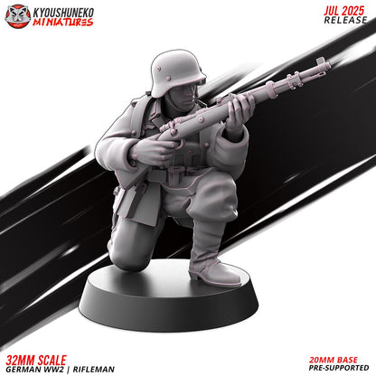 WWII German Infantry Riflemen Squad (10 models) Various Scales Historical Wargaming (US tariffs are pre-paid by us)