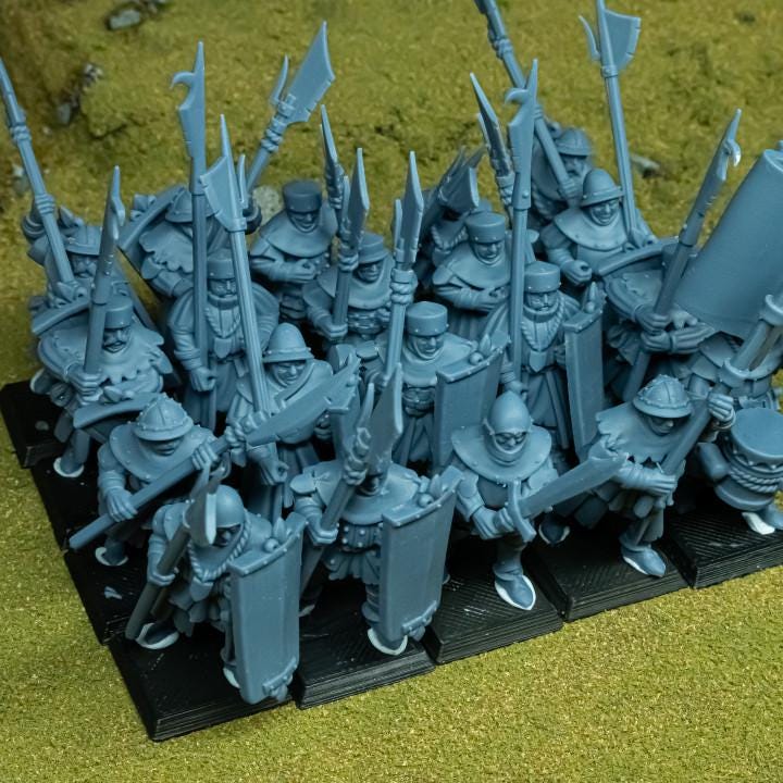 Gallia Men at Arms with Command Group 10 models Highland Miniatures Various Scales (US tariffs are pre-paid by us)